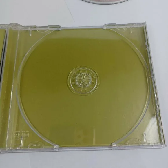 Toni Braxton Secrets CD R&B -Soul -Throwback *MINOR WEAR - Picture 10 of 14